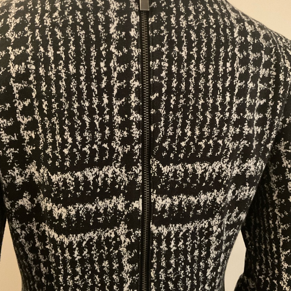 Talbots Stretch Knit Houndstooth Shift Dress~Size… - image 4